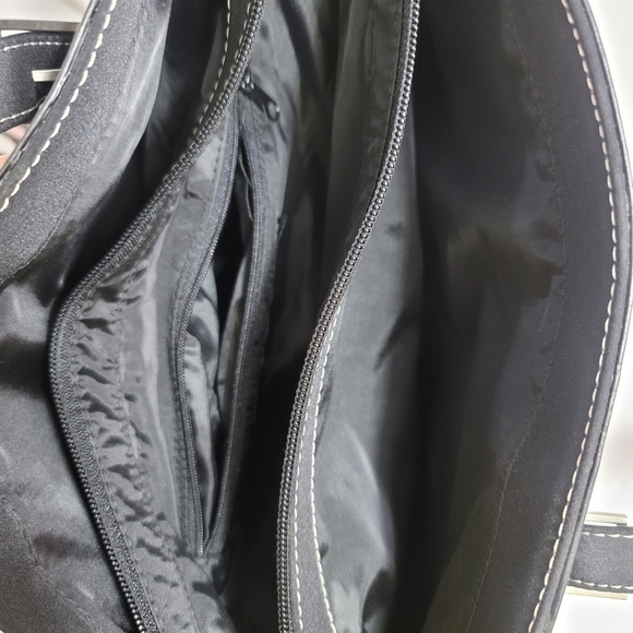 Kenneth Cole Reaction Black Leather Tote - Picture 8 of 10
